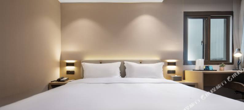 景悦酒店(德清沃尔玛店)图片