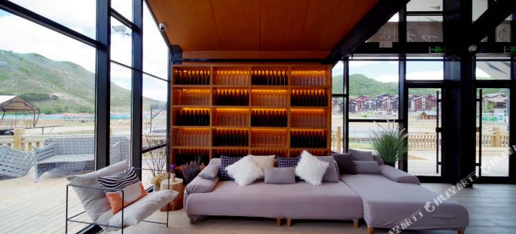 云外四季Hotel(海坨山谷国际旅游度假区店 )图片