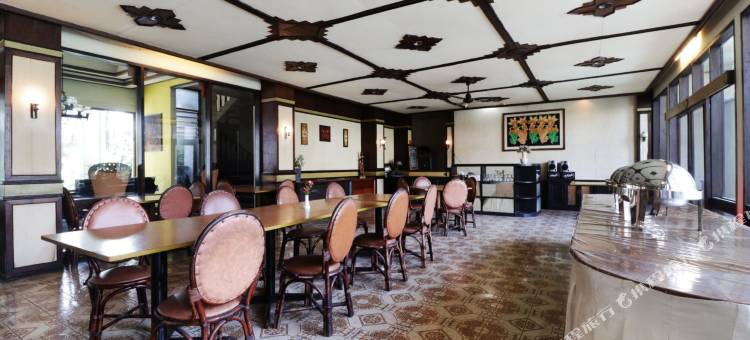 万隆伊斯塔纳酒店(Istana Hotel Bandung Mitra RedDoorz)图片