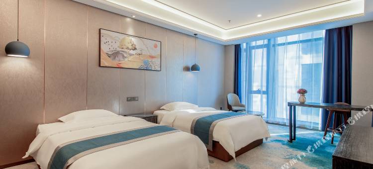 九方财富酒店(乌鲁木齐机场店)图片