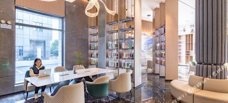 安庆新城吾悦广场皖江大道亚朵酒店图片