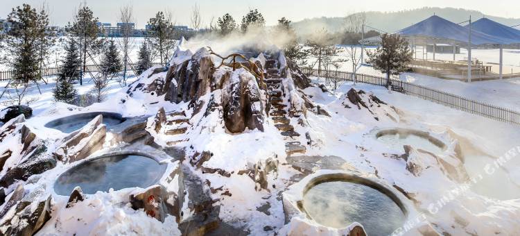 长白山万达悦华loft温泉酒店(长白山西景区旅游服务中心店)图片