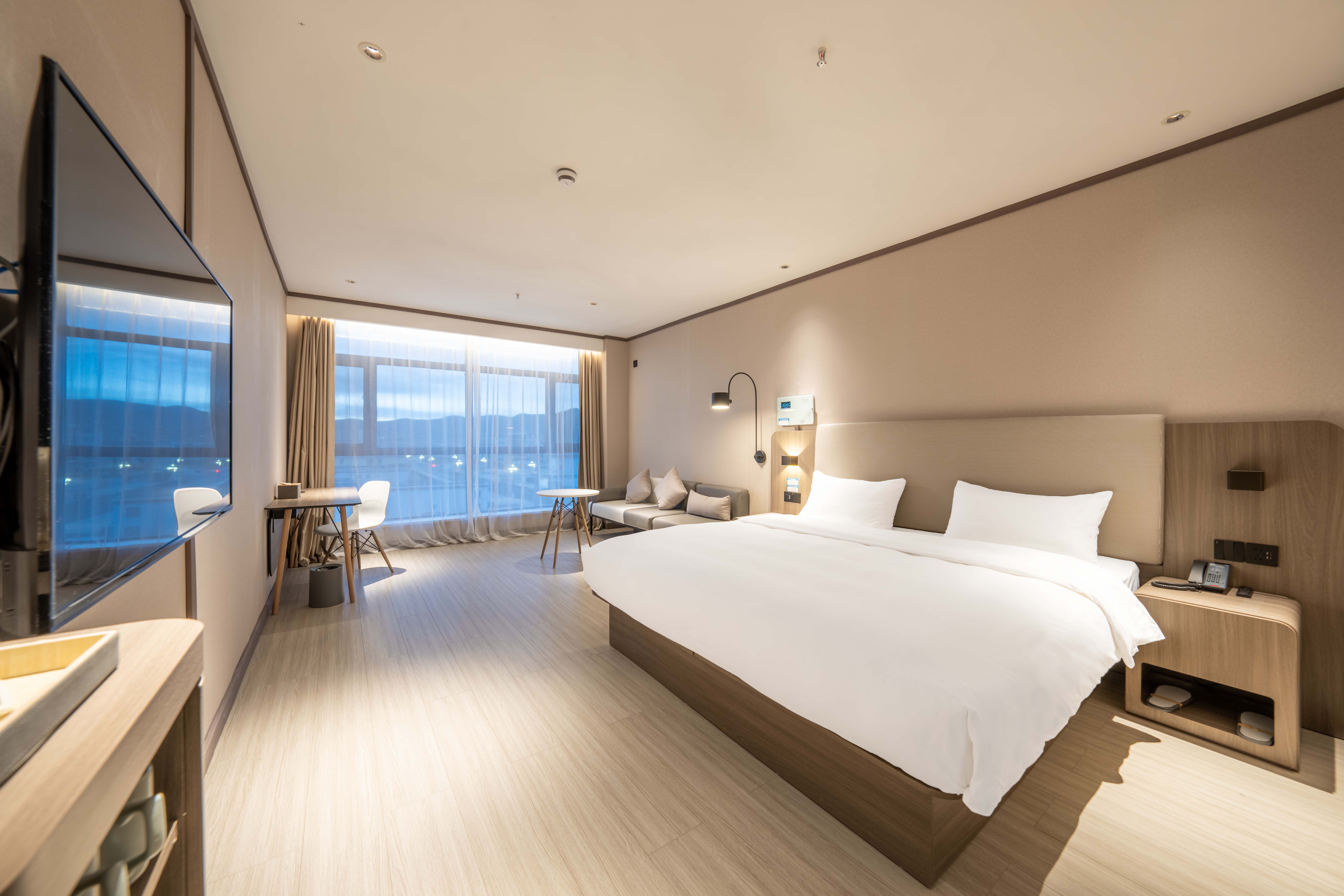 HanTing Hotel (Ngari Coqen)Over view