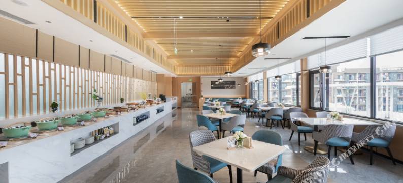 成都东站四川师大地铁站亚朵酒店图片