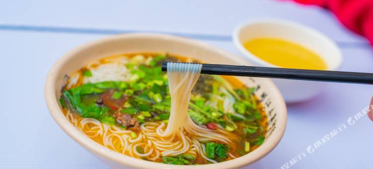 紫雲大酒店(仪陇高铁站店)图片