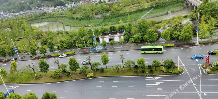 维也纳酒店(遵义桐梓高铁东站店)图片