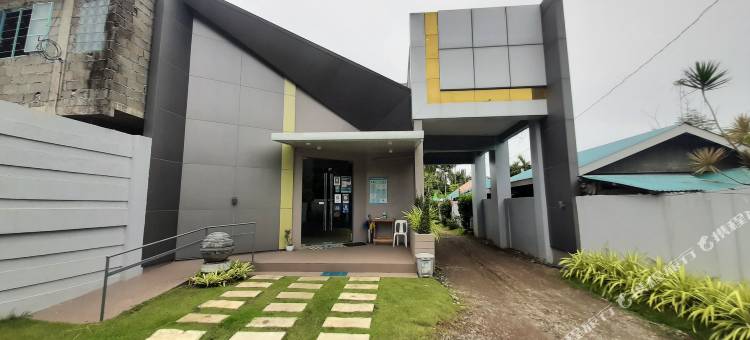 RedDoorz @ Lazarian Hotel and Resort Cagayan Valley图片