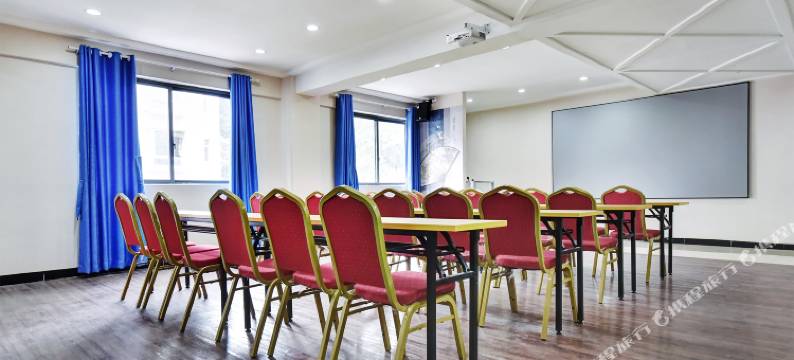 优居连锁酒店(遵义吾悦广场店)图片