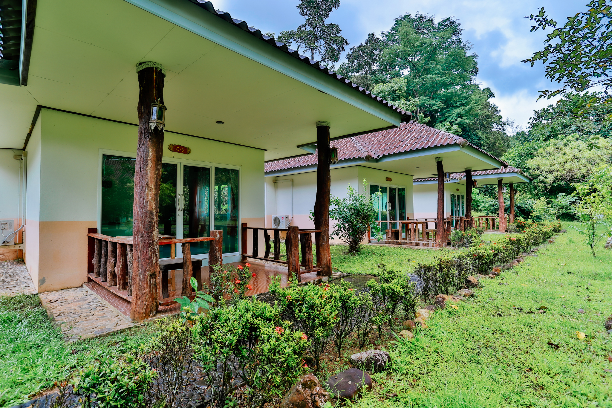 Ingthara ResortOver view