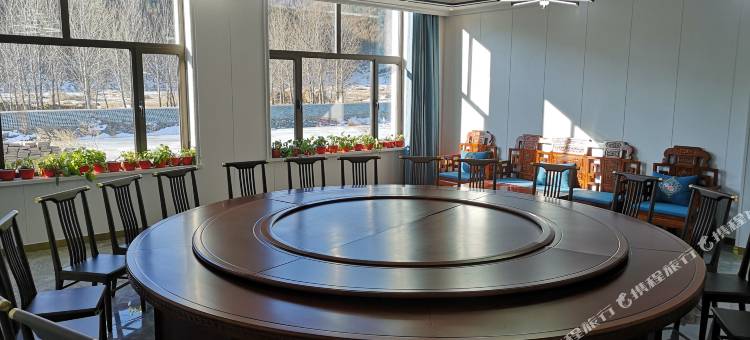 赤峰喀喇沁旗美林镇康宁雅居酒店图片