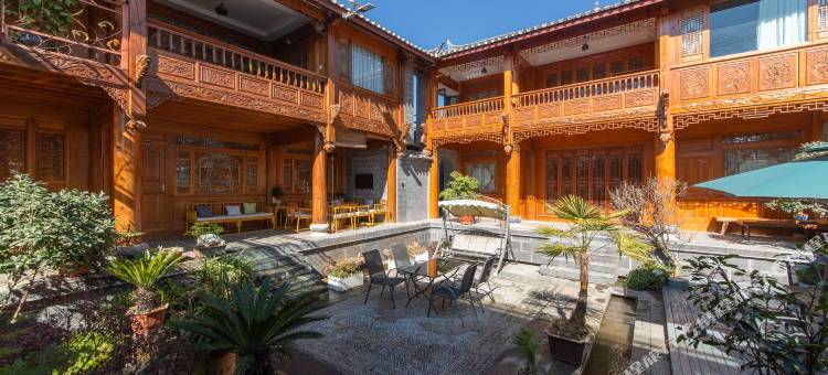 花筑·村上村宿·古城边Escape自驾旅居雪山景庭院(丽江古城区店)图片