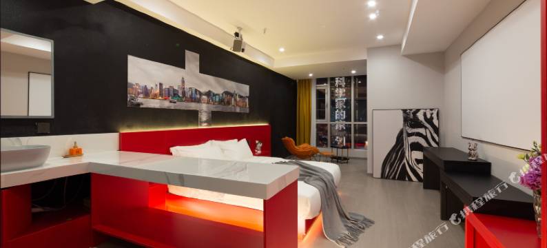 星空一号·云端江景酒店(重庆解放碑云端之眼店)图片