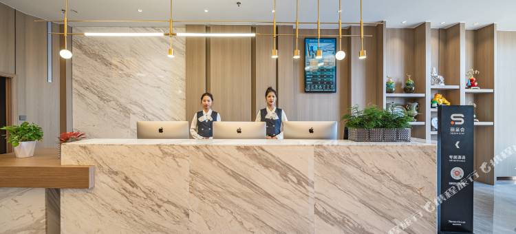 丽呈睿轩酒店(克拉玛依石油大厦店)图片