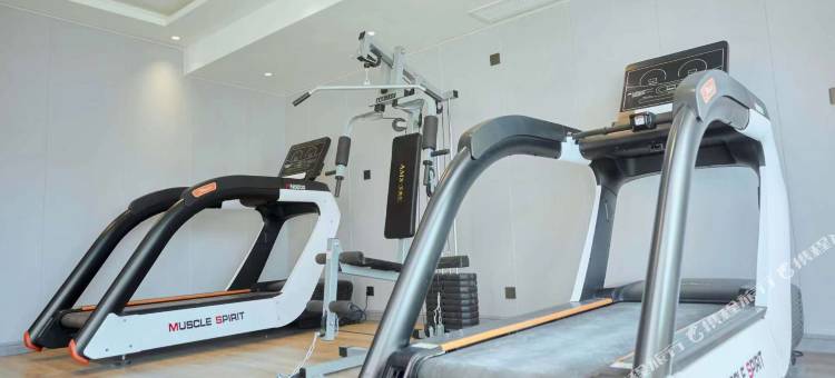 百纳酒店(叶县九龙路店)图片