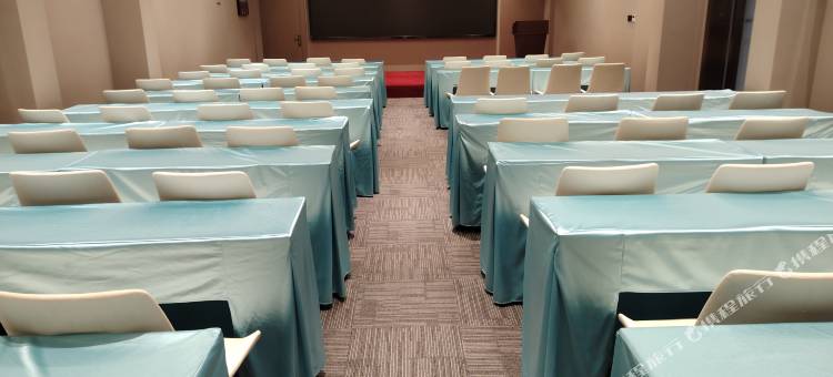蛤游电竞酒店(佛罗伦萨小镇店)图片
