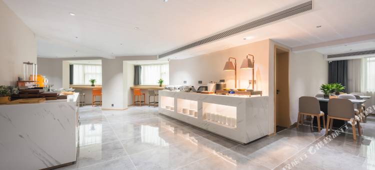 万信至格酒店(西安钟鼓楼永宁门地铁站店)图片