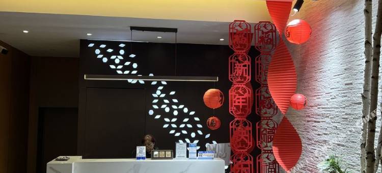 地中海精选宾馆(鹤北客运站店)图片