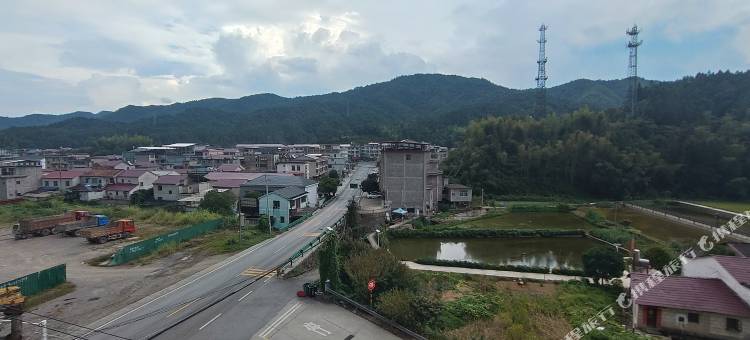 群群酒店图片