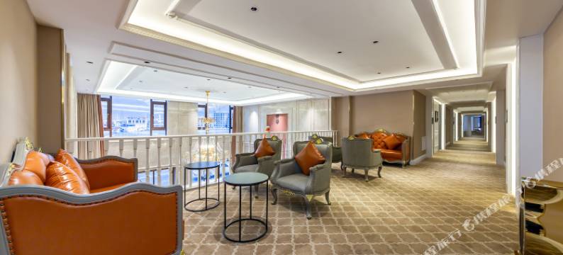 万璀豪庭酒店图片