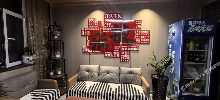 张掖兴元青年旅舍(高铁西站大佛寺店)图片