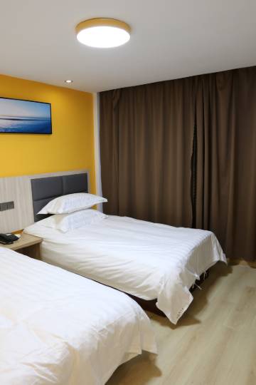 布丁严选酒店(宁波火车站南塘老街店)图片