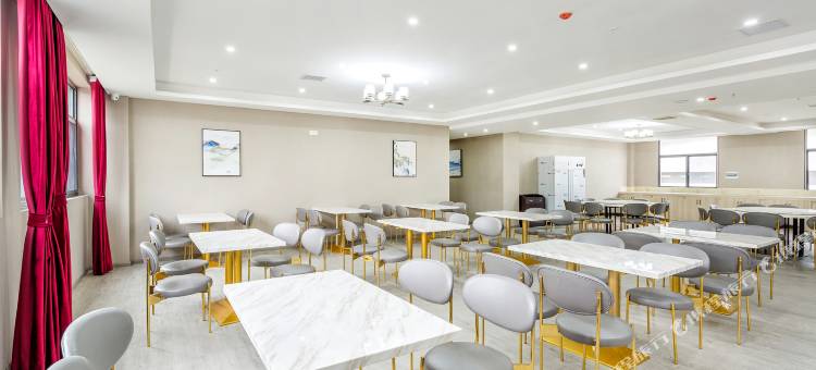宜昌富悦酒店(三峡企业总部居然之家店)图片