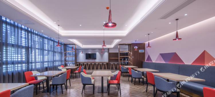 柏曼酒店(崇左中心步行街民族师范学院店)图片