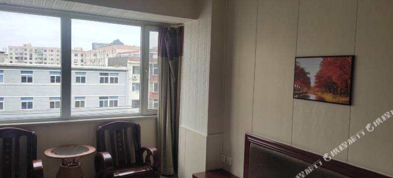 葫芦岛金屋顶时尚宾馆(火车站店)图片