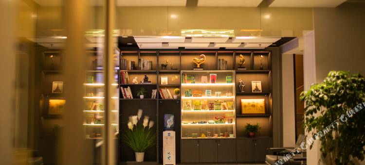 驿家365连锁酒店(辛集市府大街国际皮革城店)图片