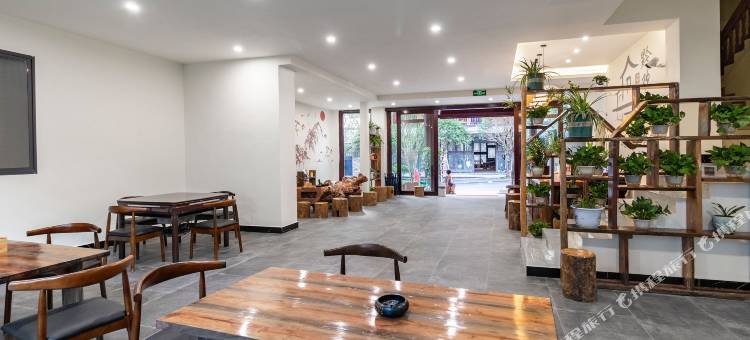 云阁轩(荔波小七孔景区东门售票大厅店)图片