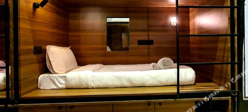 戈尔甘玛于拉光环酒店(Aureole Mayura Goregaon)图片