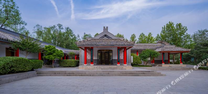 野生原酒店图片