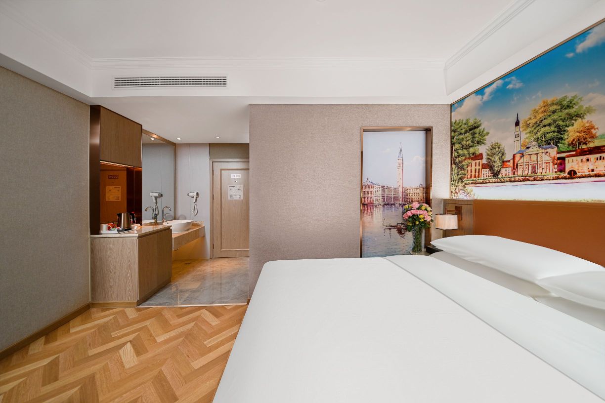 Vienna Hotel (Zhangzhou Xingguo General Park Branch) Over view