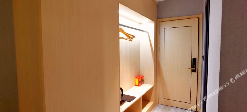 假日大酒店(新化火车站店)图片