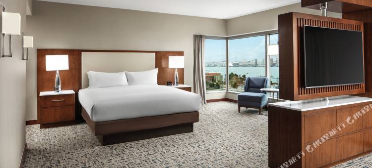 波士顿洛根机场希尔顿酒店(Hilton Boston Logan Airport)图片