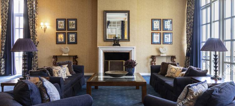 纳夫普利奥阿玛利亚酒店(Amalia Hotel Nafplio)图片