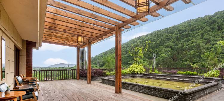 洪雅禅驿·半山院子汤泉酒店(七里坪零公里店)图片
