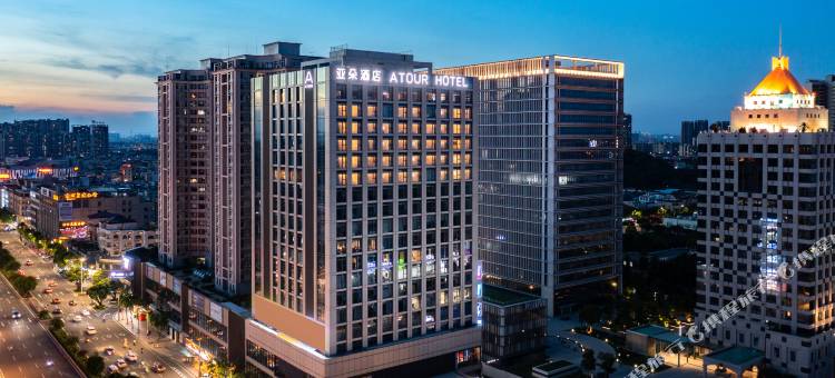 中山小榄大信新都汇亚朵酒店图片