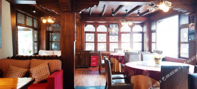 稻城丹增五色酒店(香格里拉镇稻城亚丁景区店)图片