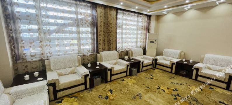 新华大酒店(太原火车站店)图片