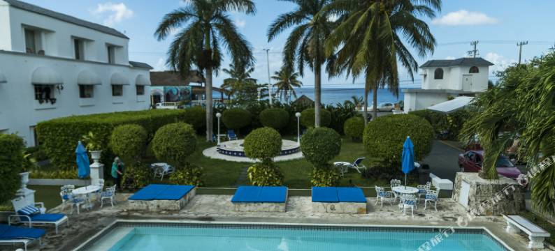 白墅海滨花园酒店(Villablanca Garden Beach Hotel)图片