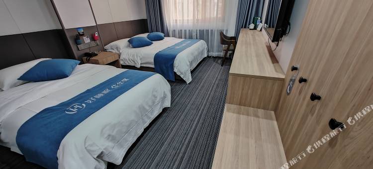 如家华驿酒店(哈尔滨中央大街步行街公路大桥地铁站店)图片