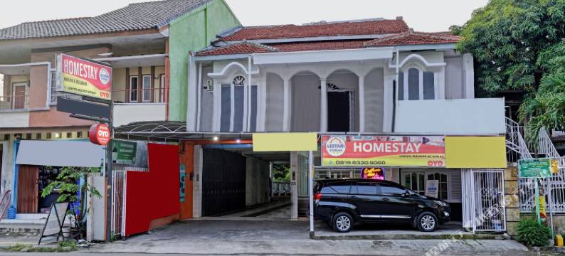 OYO 90289莱斯塔里伊斯兰家庭旅馆(OYO 90289 Lestari Syariah Homestay)图片