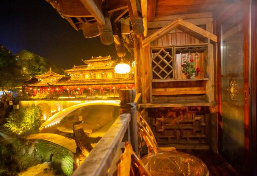 Baihe Renjia Inn (Furong Town Waterfall Branch) Hotel Overview