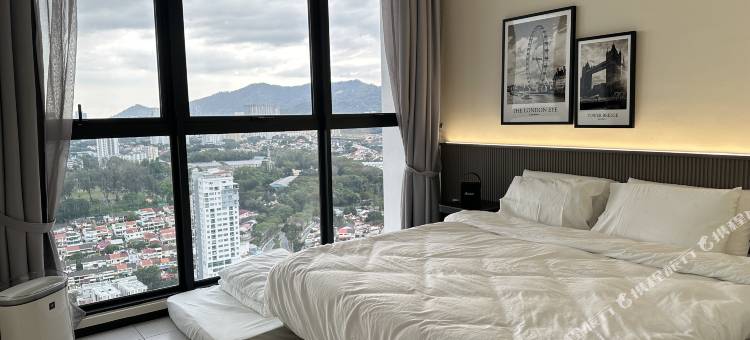 槟城乔治市三房家庭海景套房酒店｜无边泳池(Georgetown Penang Family 3BR Seaview Suite)图片