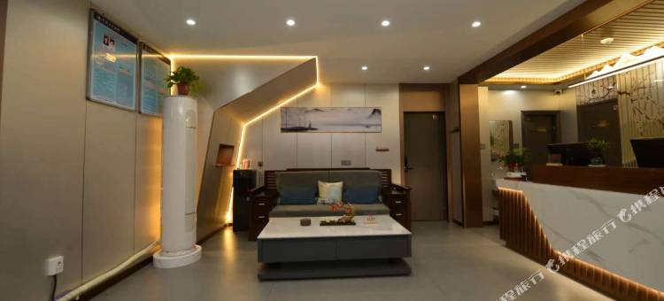 桔栀春天影院酒店(滨海家园店)图片