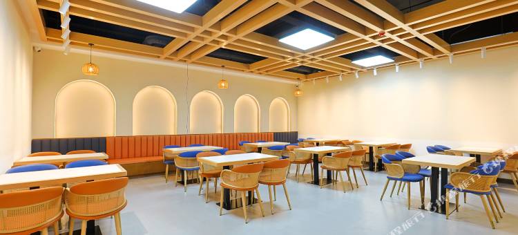 欧暇·地中海酒店(长白山北坡集散中心店)图片