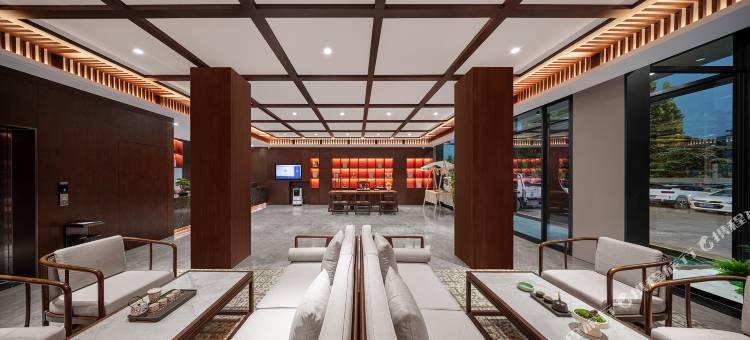 仟那千寻酒店(封丘店)图片