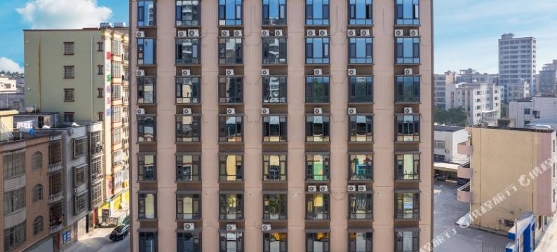 廉江阳光智能酒店(塘蓬镇第一中学店)图片