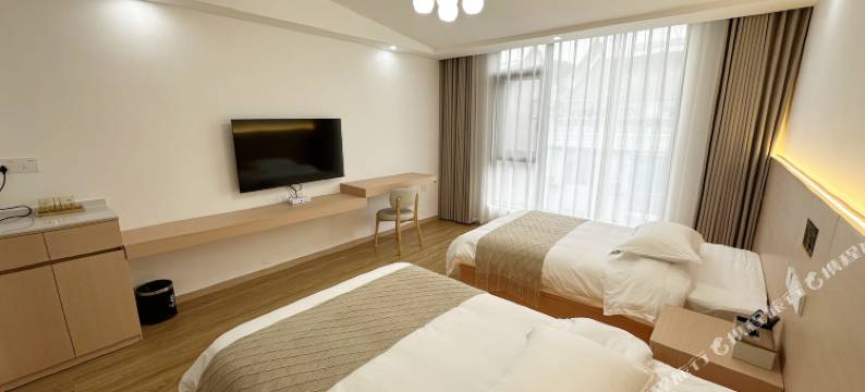 天堂寨望山居民宿图片